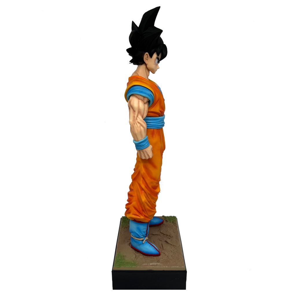 FIGURA GOKU